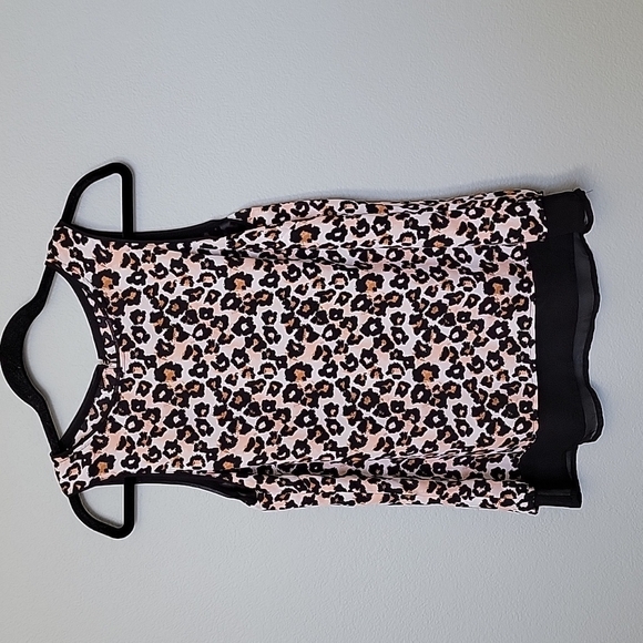 H&M size 8 Workplace Siren Mobwife animal print sleeveless layered top - Picture 1 of 8
